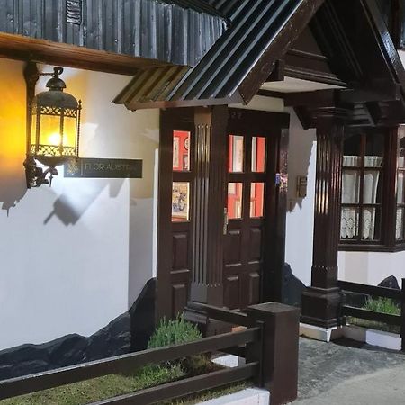 Flor Austral Hotell Ushuaia Eksteriør bilde